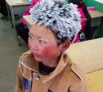 Китайский мальчик-снежинка прославился на весь мир