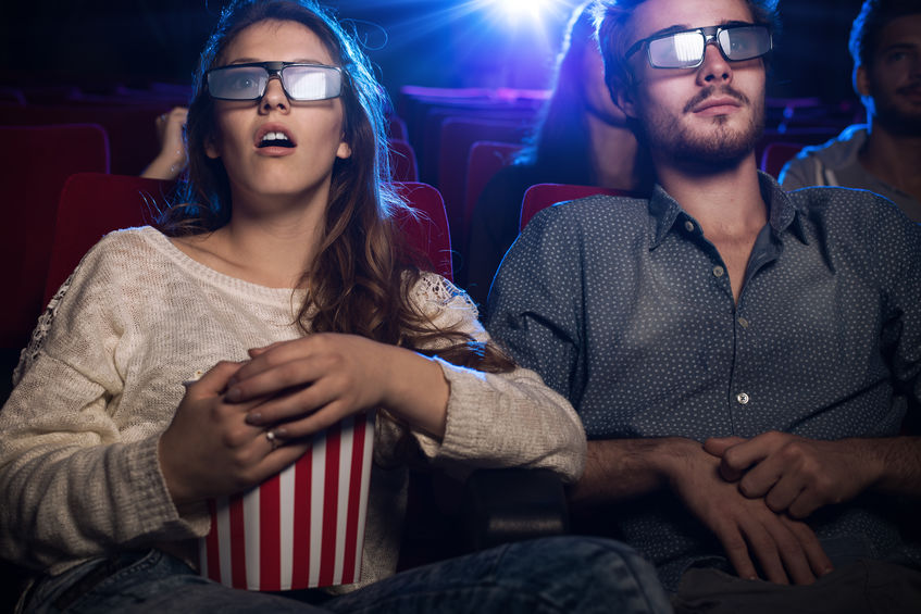 Россиянам хотят запретить ходить в кино со своей едой